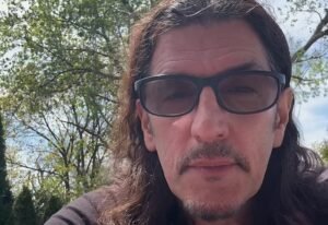 ANTHRAX's FRANK BELLO Is Working With LIVING COLOUR On New Music: 'It Is Sounding Great'