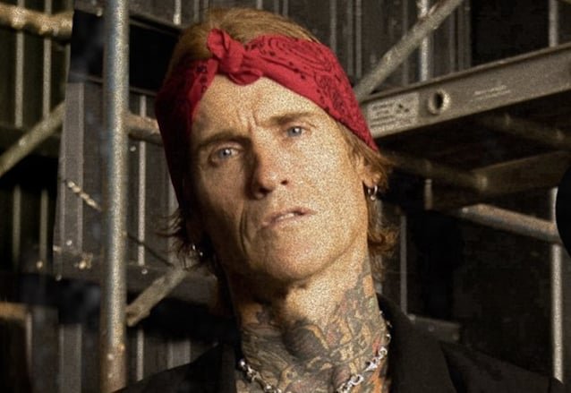 BUCKCHERRY's JOSH TODD: 'The Longer You Stay Sober, The More You Have To Do To Feel Good In Your Own Skin'