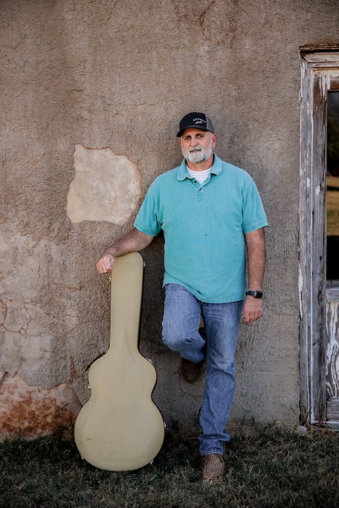 Country/Americana storyteller, song craftsman Greg Strawn releases new single "Weaker Every Day"
