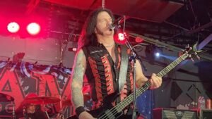 DAVID VINCENT Says I AM MORBID Has 'Talked About' Making Original Music: 'I Just Don't Know If Anybody Would Care'