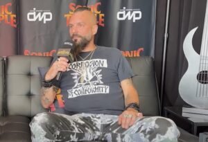 JESSE LEACH Says New KILLSWITCH ENGAGE Album 'This Consequence' Is 'A Cry For Unity'