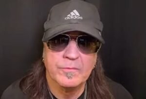 MICHAEL SWEET: 'Every Band Has It Tough To A Degree. But I Do Think STRYPER Had It A Little Tougher'