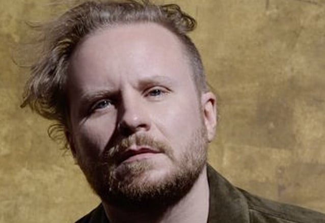 SHINEDOWN's ZACH MYERS Says It's Become A 'Trend To Brag About Not Using Tracks': 'QUEEN Did It. So, Shut Up.'