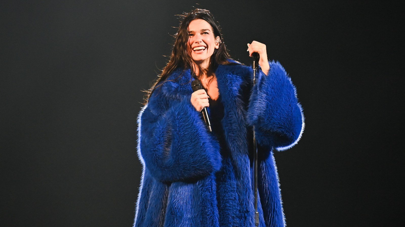 See Dua Lipa Cover Sinead O'Connor, the Beatles on U.K. Tour Stops
