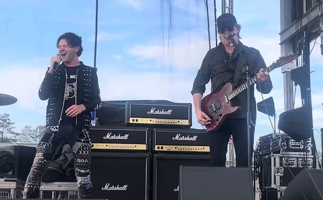 Watch: FIREHOUSE Performs New Single 'Mighty Fine Lady' At Minnesota's BENAFEST