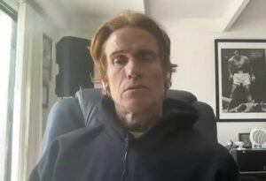 BUCKCHERRY's JOSH TODD Recalls Meeting His Boxing Hero FLOYD MAYWEATHER