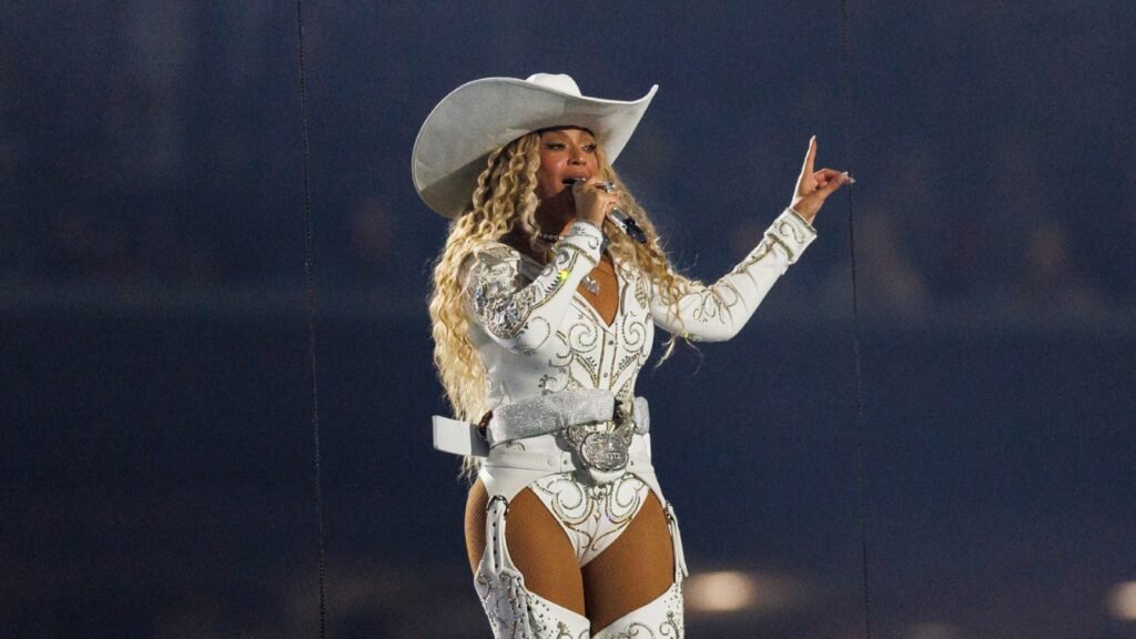 Beyoncé's Choreographer Says Star's Unreleased Music Stolen