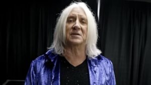 DEF LEPPARD's JOE ELLIOTT On OZZY OSBOURNE: 'He Was A Great Guy And An Iconic Rock Artist'