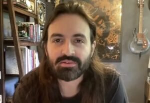 JAY WEINBERG Approached SLIPKNOT Gig With '100% Tenacity, Focus, Drive And Respect'