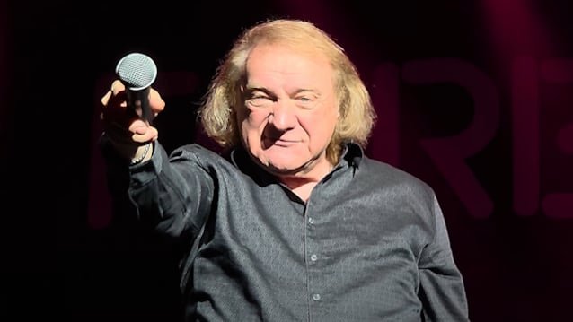LOU GRAMM Explains Why Now Is Right Time For Him To Hit The Road With FOREIGNER