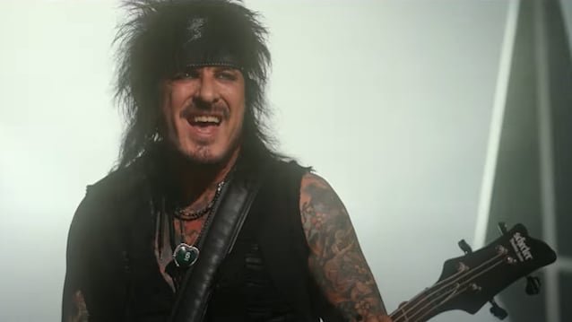 MÖTLEY CRÜE's NIKKI SIXX Is Planning To Live Until Age 100