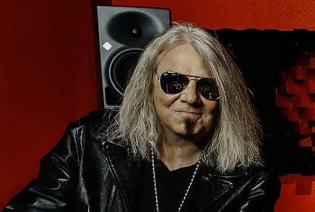 PRIMAL FEAR's MAT SINNER Claims COVID Vaccine 'Destroyed' His Heart: 'I Was In A Hospital For One Year'