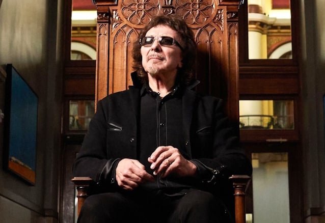 TONY IOMMI On OZZY OSBOURNE's Death: 'It's Like Losing A Brother'