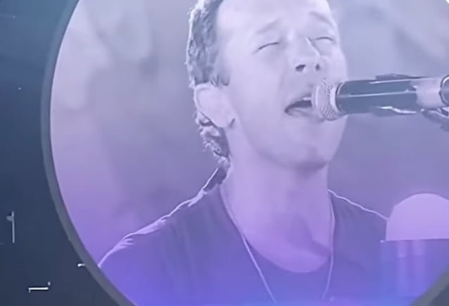 Watch: COLDPLAY Pays Tribute To OZZY OSBOURNE With 'Changes' Cover At Nashville Concert