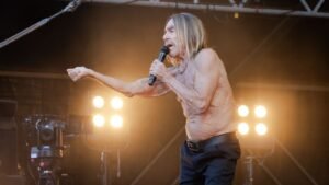 Watch Iggy Pop Play 'Superman' Song 'Punkrocker' Live for First Time