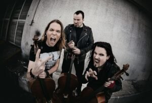 APOCALYPTICA's EICCA TOPPINEN: 'We've Been Always Very Grateful For Everything We Have Gotten From METALLICA'
