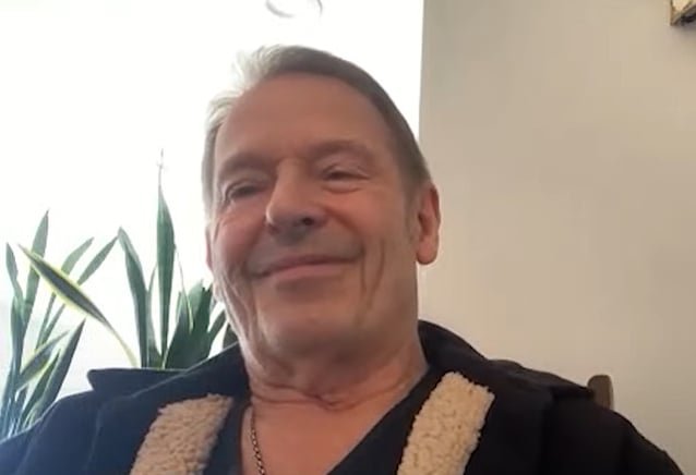 BAD COMPANY's SIMON KIRKE: 'The Odds' Of PAUL RODGERS And Me Performing At ROCK HALL Induction 'Are Very Good'