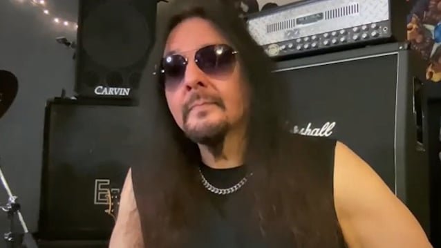 GENE HOGLAN: 'As Long As I Remain Healthy, I See No Problem With Pummeling People Until My Eighties'
