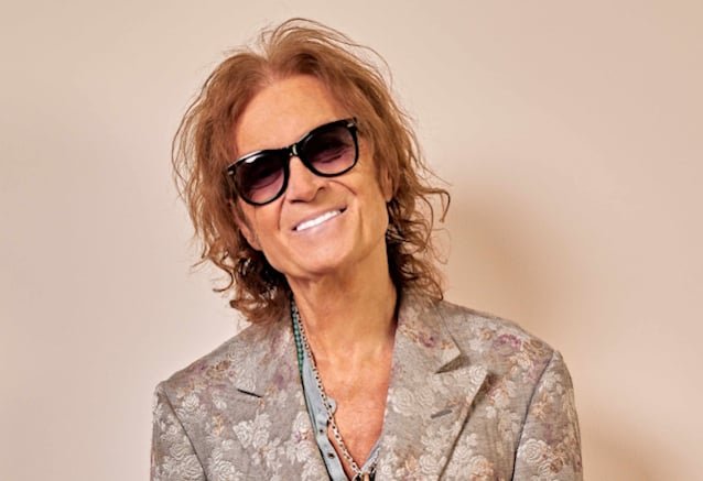 GLENN HUGHES Doesn't Plan To Announce His Final Concert: 'My Last Show Will Be My Last Show'