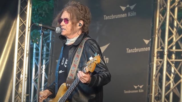 GLENN HUGHES Has No Plans To Retire: 'I'm Reinvigorated' And 'I've Got New Purpose'