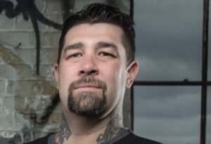 HATEBREED's Longtime Bassist CHRIS BEATTIE Sues Band Over Split, Accuses JAMEY JASTA Of Greed