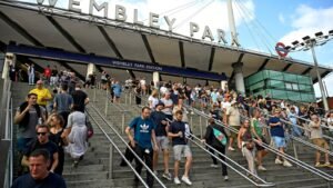 Oasis Fan Dies After Fall at Band's Wembley Stadium Concert
