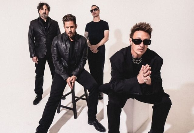 PAPA ROACH's JACOBY SHADDIX On Newly Completed Track 'Clickbait': 'It's The Most 'Nu Metal' Song We've Ever Written In Our Career'