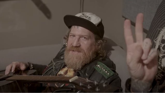 Police Report, 911 Calls Offer More Details About Crash That Killed Ex-MASTODON Guitarist BRENT HINDS