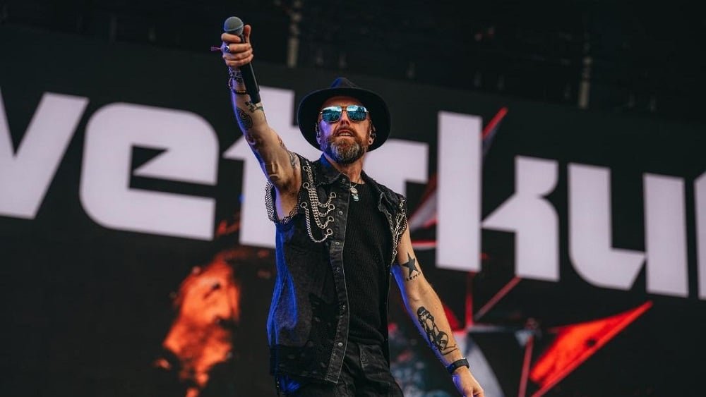 RivetSkull Dropped a New Politically Charged Single "The Hammer Falls"