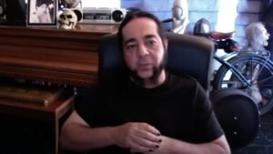 SYSTEM OF A DOWN's DARON MALAKIAN Is 'Not Interested' In Replacing SERJ TANKIAN With New Singer: 'We Tried' And 'He Sounded Good'