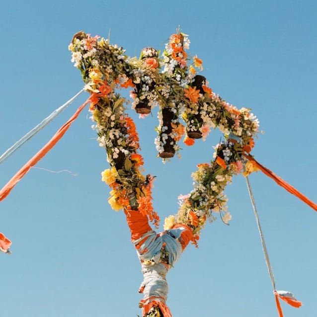 THE DEVIL WEARS PRADA Announces 'Flowers' Album