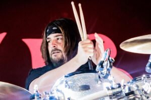 Breaking Benjamin Drummer Steps Down, Touring Replacement Added