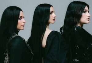 EVANESCENCE's AMY LEE, SPIRITBOX's COURTNEY LAPLANTE And POPPY Team Up On 'End Of You'