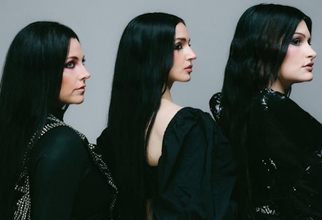 EVANESCENCE's AMY LEE, SPIRITBOX's COURTNEY LAPLANTE And POPPY Team Up On 'End Of You'