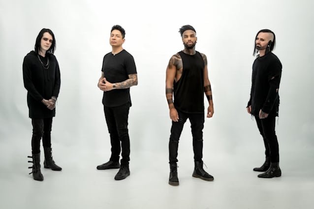 THE VEER UNION Drops New Single 'Caught In The Crossfire'