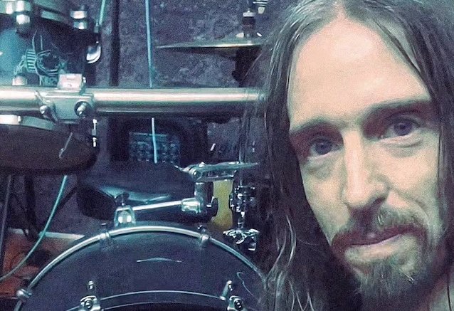 Watch: MEGADETH's DIRK VERBEUREN Plays 'Life In Hell' During Drum Clinic At Amarin Percussion in Burbank