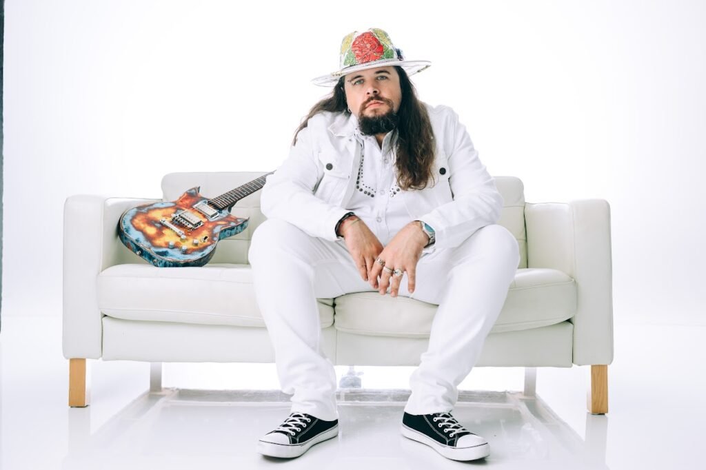 Letter to No One: Boogie Long’s “Baby, I’m Through” Finds Power in the Fade