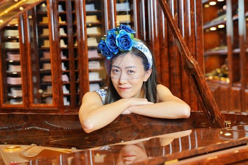 Miist Turns the Camera Toward Her Fans in New Single “Love Will Show Us Our Way”