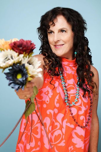 The Letter Y Opens a Wide Musical Universe on Lisa B’s New Album